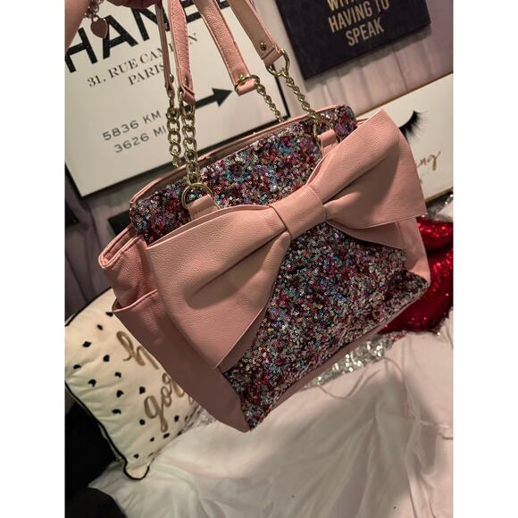 Betsey johnson rainbow sequin pink leather kitsch pocketbook satchel bag purse - Picture 2 of 13